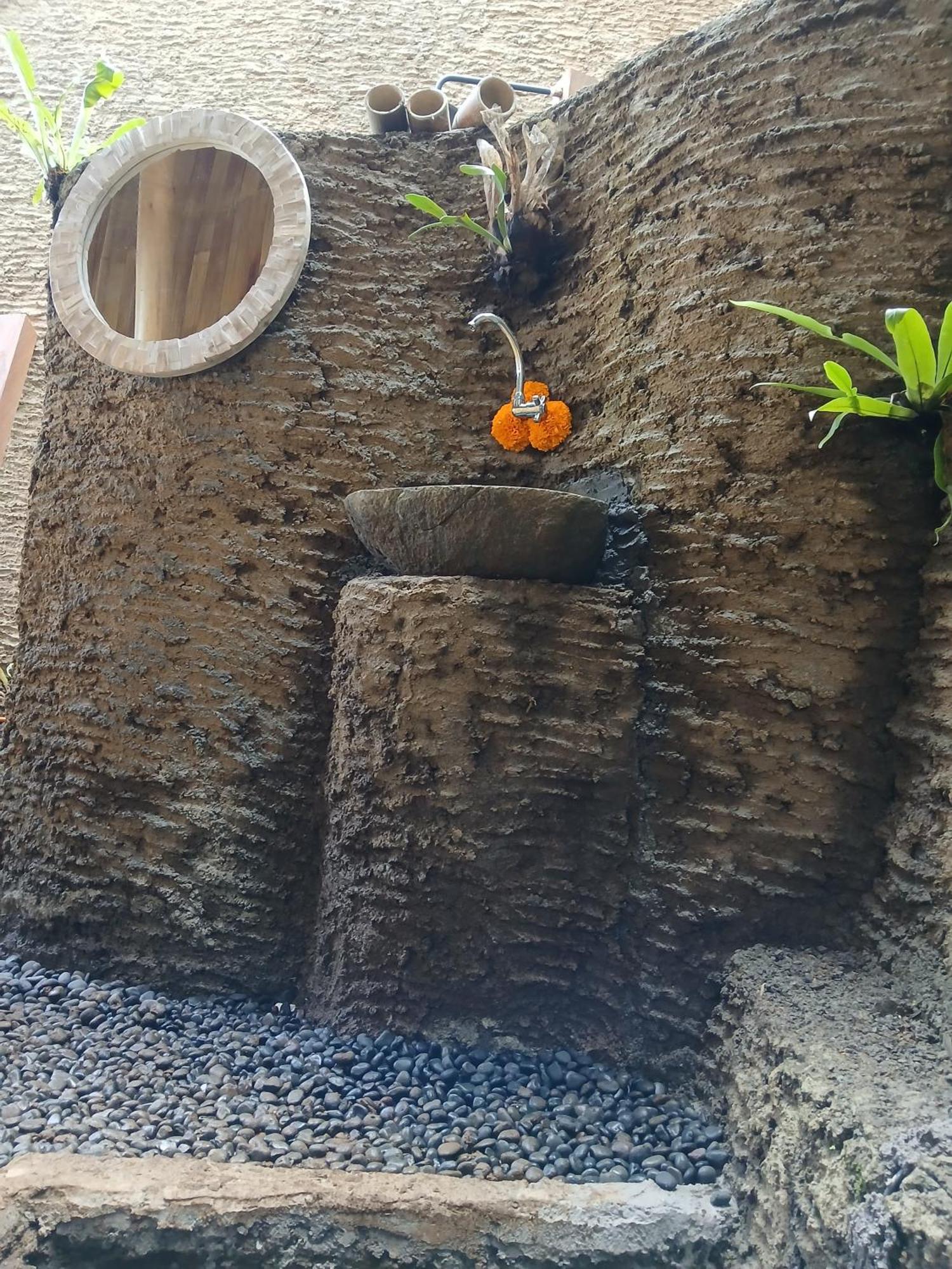 Villa Danaswari Bali Bamboo House Selat Exterior foto