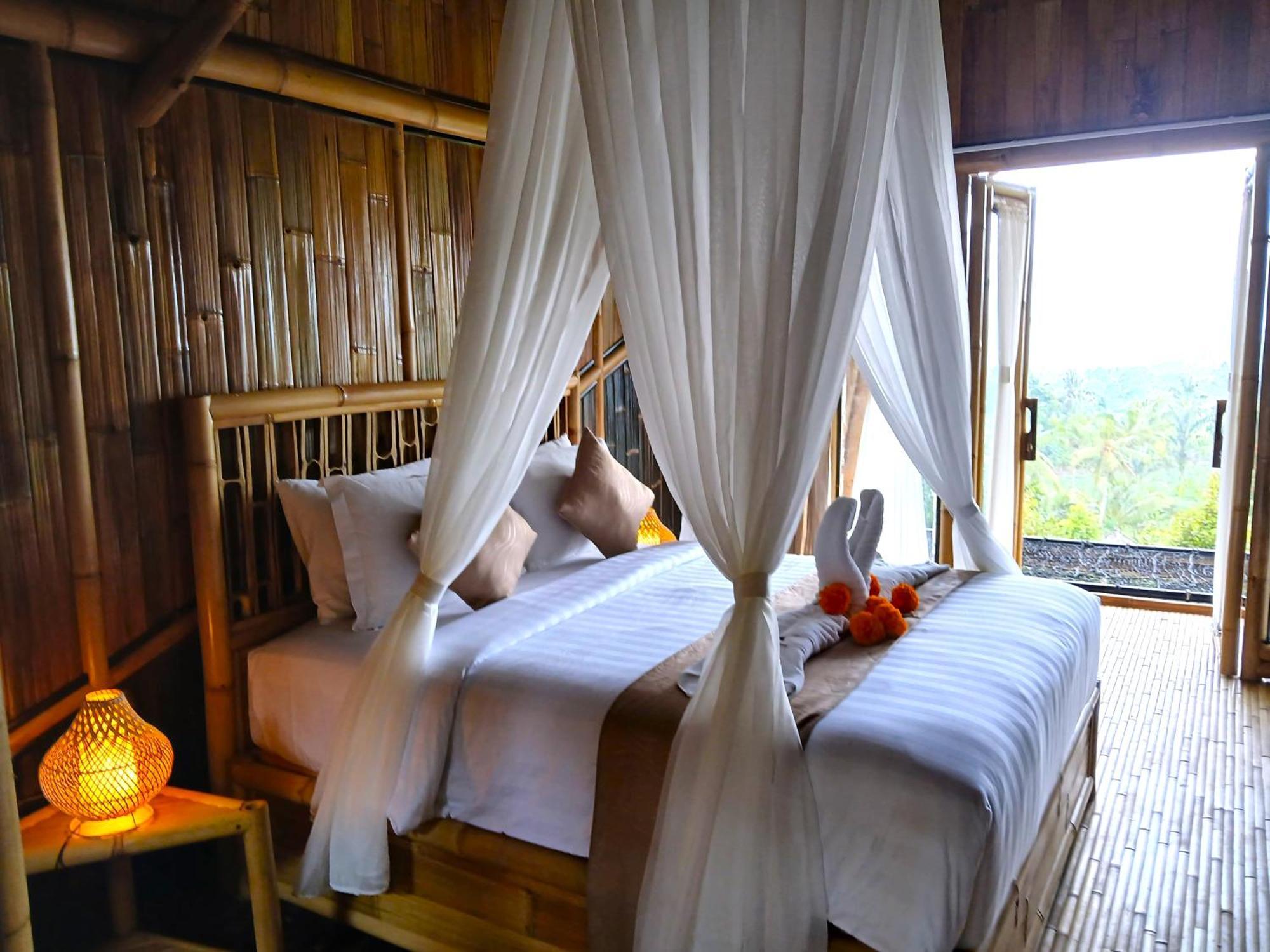 Villa Danaswari Bali Bamboo House Selat Exterior foto