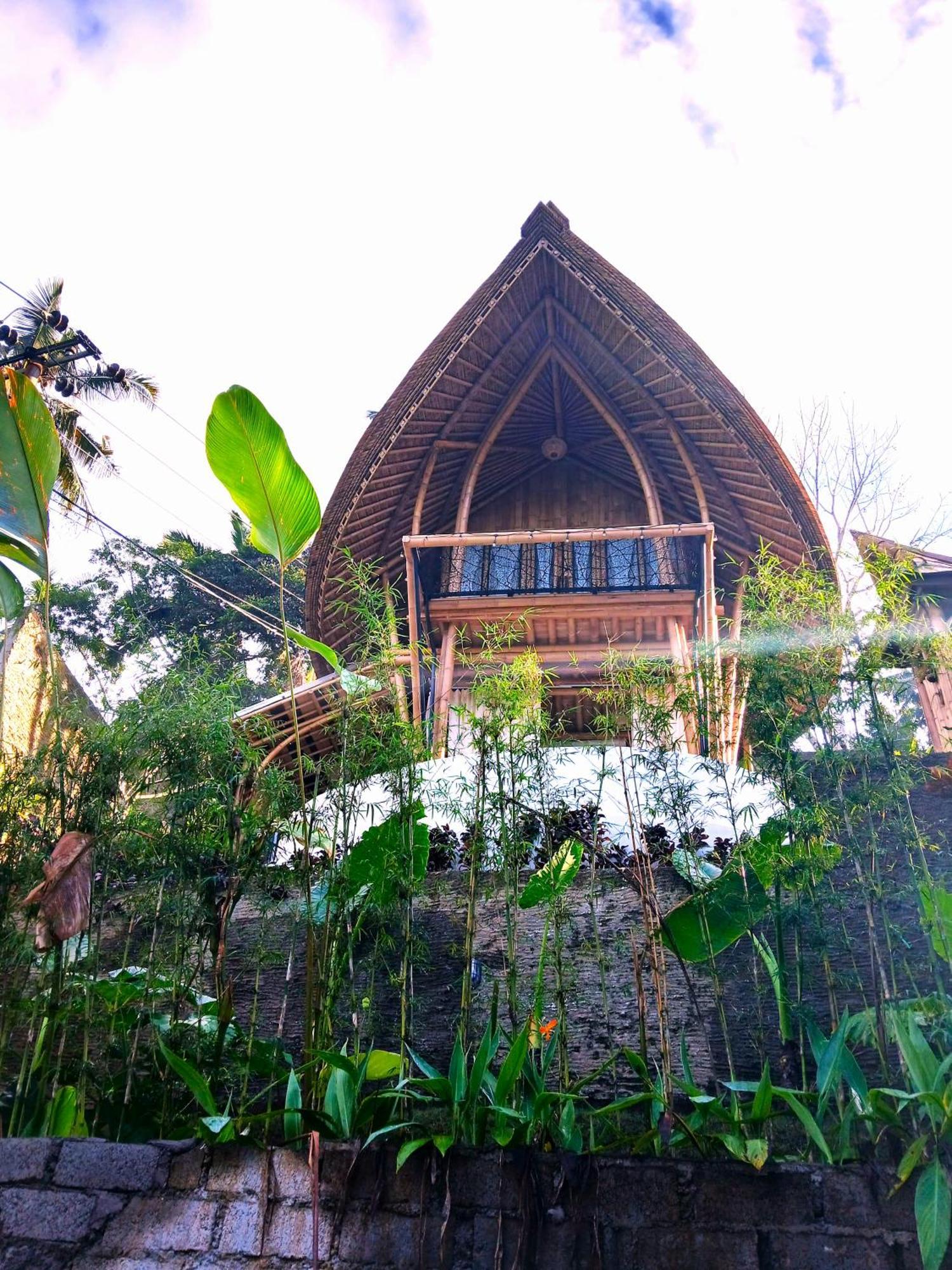 Villa Danaswari Bali Bamboo House Selat Exterior foto