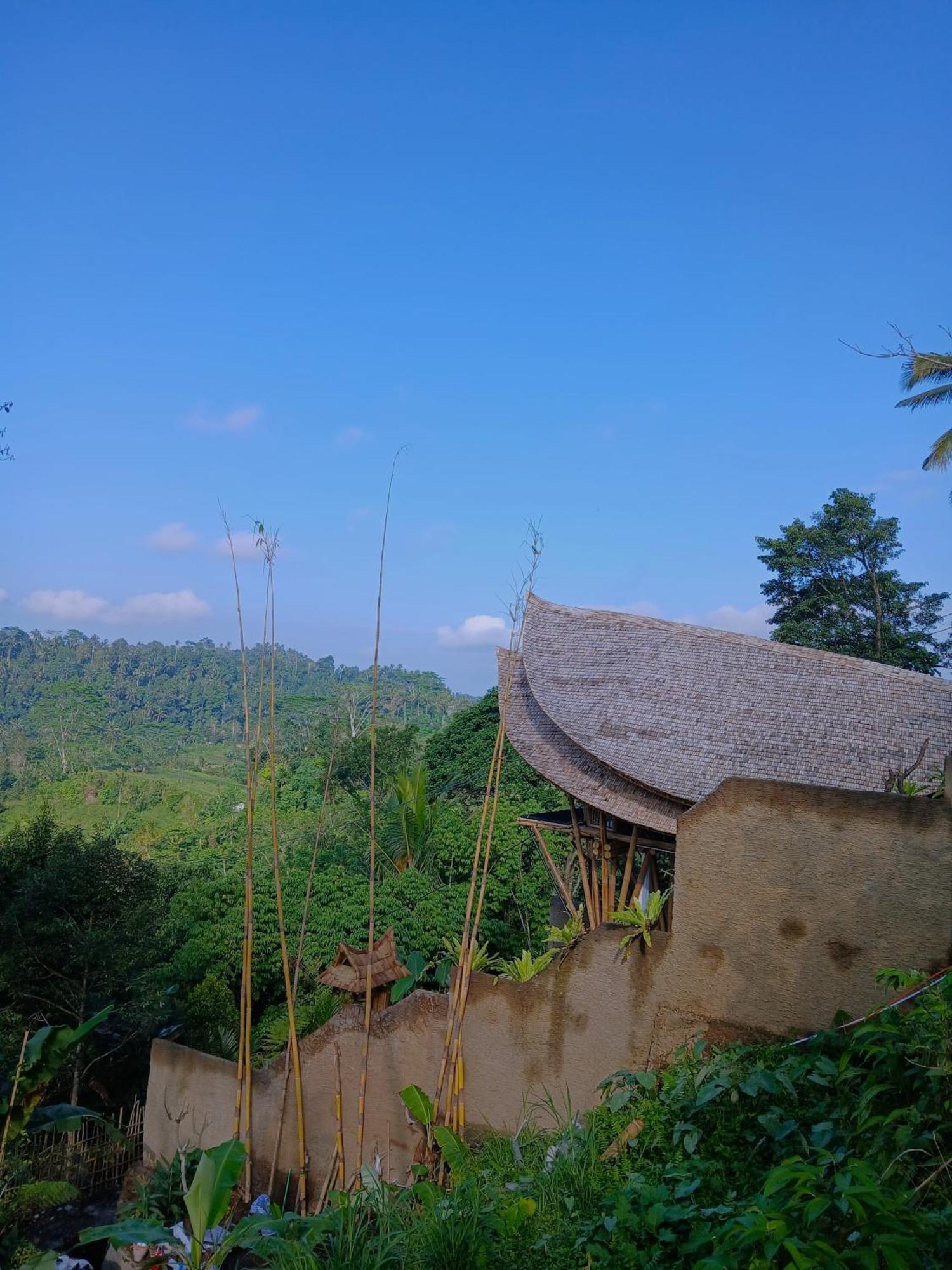 Villa Danaswari Bali Bamboo House Selat Exterior foto