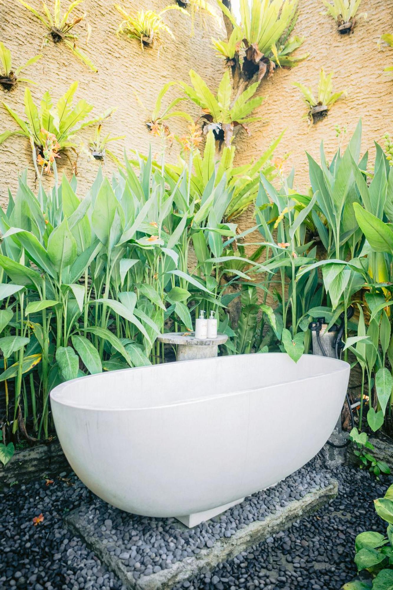 Villa Danaswari Bali Bamboo House Selat Exterior foto