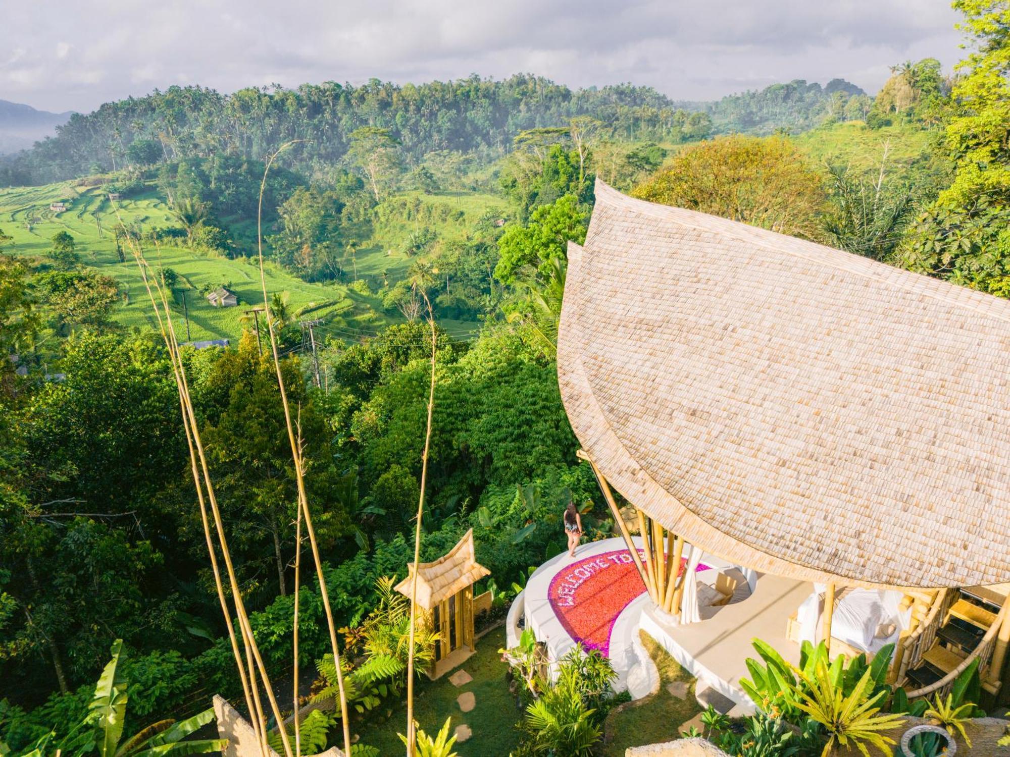 Villa Danaswari Bali Bamboo House Selat Exterior foto